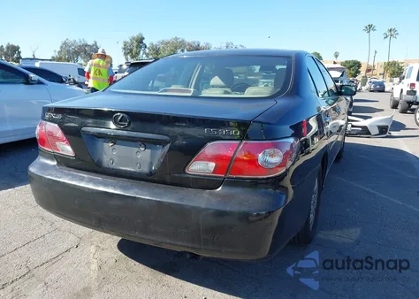 2004 Lexus Es 330 z USA, uszkodzony, nr VIN JTHBA30G945044977